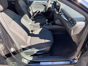 Ford Focus 1.0 Ecoboost MHEV 92kW ST-Line - Foto 29