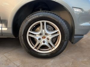 Porsche Cayenne - - Foto 34