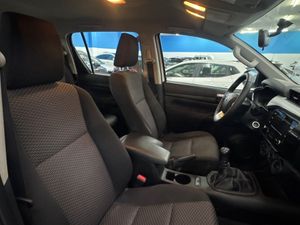 Toyota Hilux 2.4 D4D CABINA DOBLE GX - Foto 9
