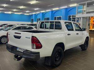 Toyota Hilux 2.4 D4D CABINA DOBLE GX - Foto 7