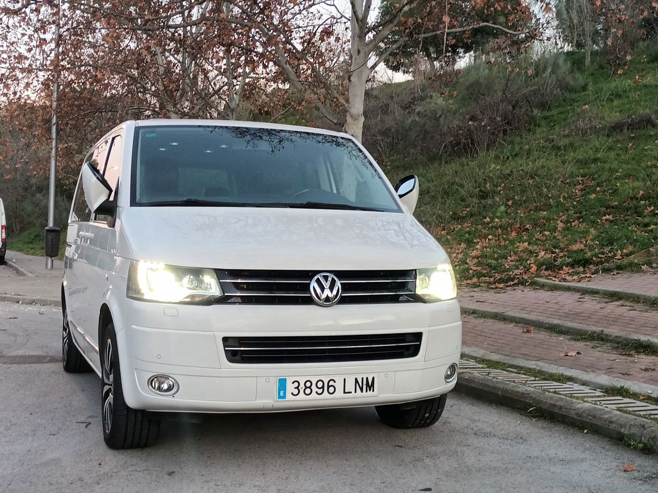 Volkswagen Multivan CUP   - Foto 1