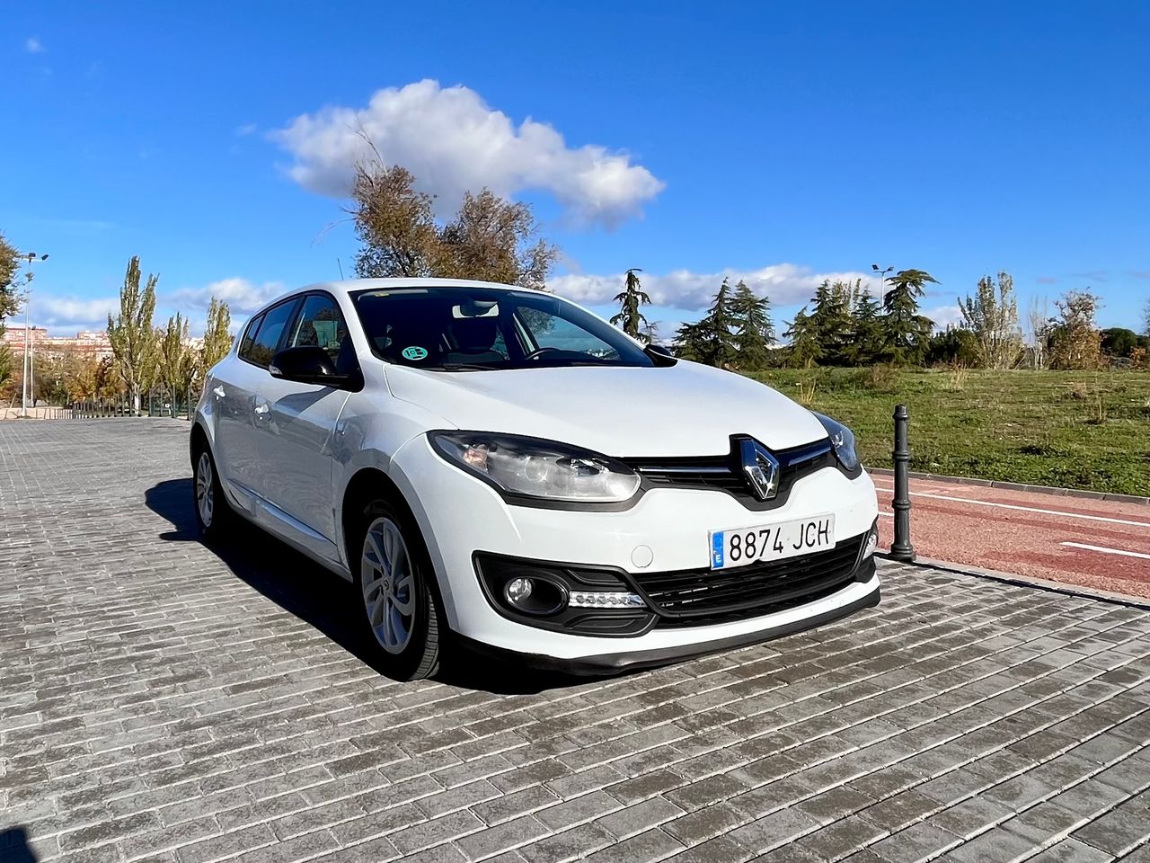 Renault Megane Limited Energy TCE 115 SS   - Foto 1