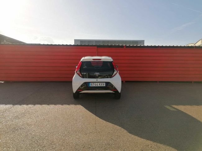 Toyota Aygo 5P1.0 VVT-I X-PLAY AUTO  - Foto 6