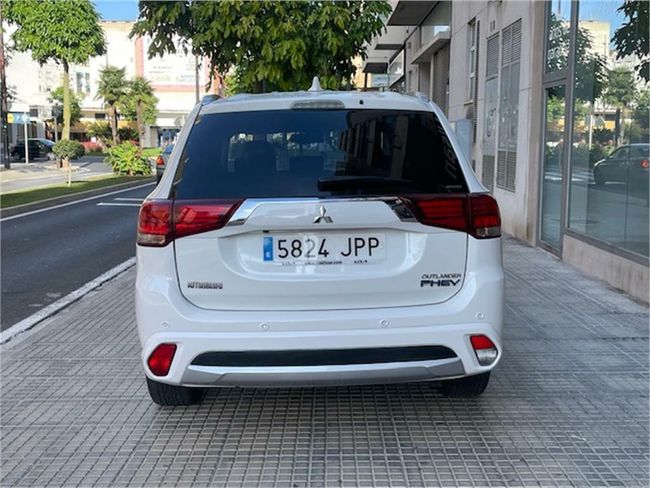 Mitsubishi Outlander 2.0 PHEV Kaiteki Auto 4WD  - Foto 7