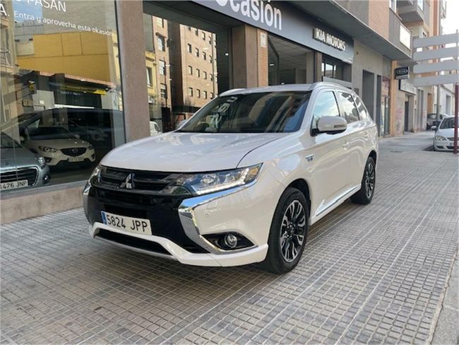 Mitsubishi Outlander 2.0 PHEV Kaiteki Auto 4WD  - Foto 2