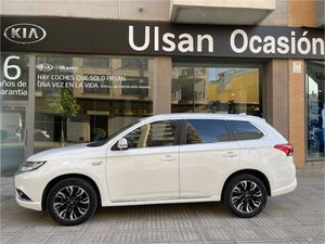 Mitsubishi Outlander 2.0 PHEV Kaiteki Auto 4WD  - Foto 3