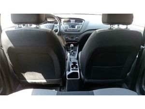 Hyundai i20 1.1 CRDi Fresh  - Foto 23