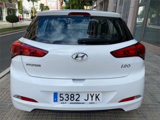 Hyundai i20 1.1 CRDi Fresh  - Foto 4
