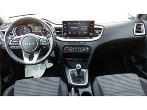 Kia Ceed 1.6 MHEV iMT 100kW (136CV) Drive  - Foto 7