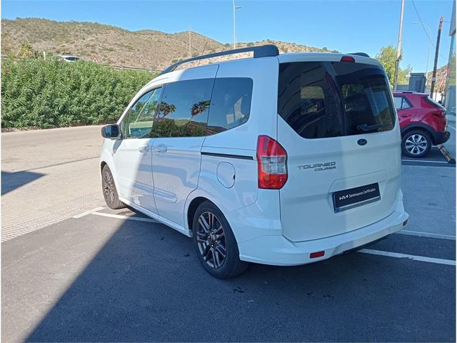 Ford Tourneo Courier 1.5 TDCi 74kW (100CV) Titanium  - Foto 8