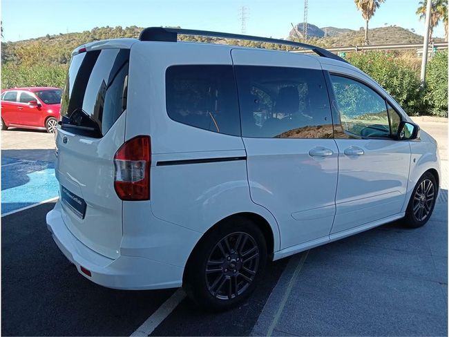 Ford Tourneo Courier 1.5 TDCi 74kW (100CV) Titanium  - Foto 6