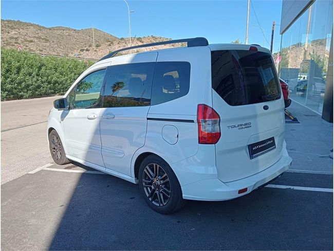 Ford Tourneo Courier 1.5 TDCi 74kW (100CV) Titanium  - Foto 10