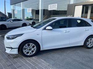 Kia Ceed 1.0 T-GDi 88kW (120CV) Drive  - Foto 7