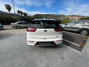 Kia Niro 1.6 GDi HEV 104kW (141CV) Drive  - Foto 9