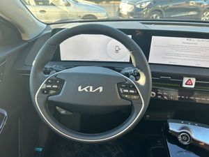 Kia EV6 Plus Edition 77,4kWh 168kW RWD (Long R)  - Foto 23