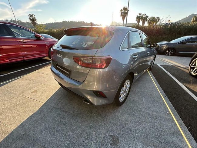 Kia Ceed 1.0 T-GDi 88kW (120CV) Drive  - Foto 7