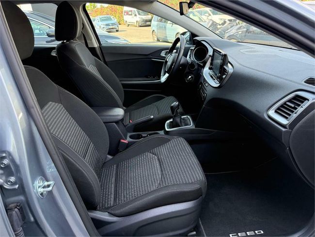 Kia Ceed 1.0 T-GDi 88kW (120CV) Drive  - Foto 18