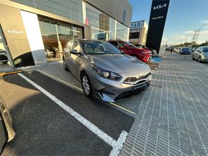 Kia Ceed 1.0 T-GDi 88kW (120CV) Drive  - Foto 9