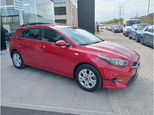 Kia Ceed 1.0 T-GDi 88kW (120CV) Drive  - Foto 3