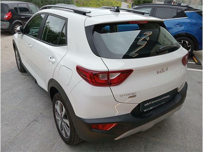 Kia Stonic 1.0 T-GDi 74kW (100CV) MHEV MT Business  - Foto 5