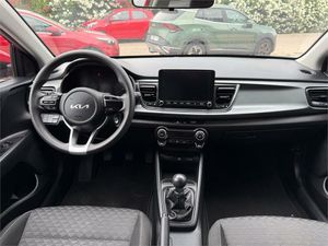 Kia Rio 1.2 DPi 62kW (84CV) Concept  - Foto 17