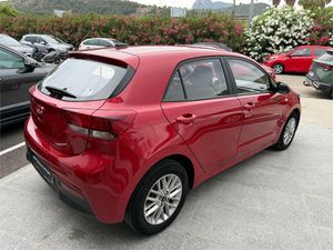 Kia Rio 1.2 DPi 62kW (84CV) Concept  - Foto 11