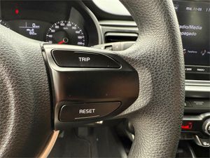 Kia Rio 1.2 DPi 62kW (84CV) Concept  - Foto 29