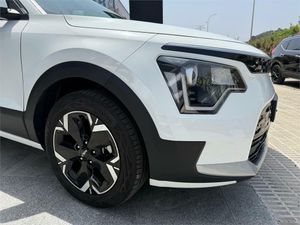 Kia e-Niro e-Niro 150kW Concept (Long Range)  - Foto 13