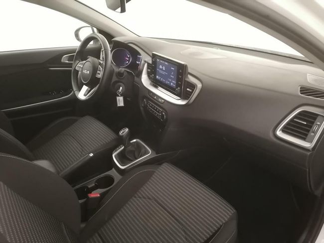 Kia Ceed 5p 1.0 T-GDi 120CV Drive  - Foto 6