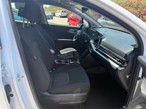 Kia Sportage 1.6 T-GDi MHEV 110kW (150CV) Drive 4x2  - Foto 27