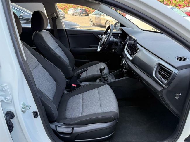 Kia Stonic 1.0 T-GDi 74kW (100CV) MHEV MT Concept  - Foto 17