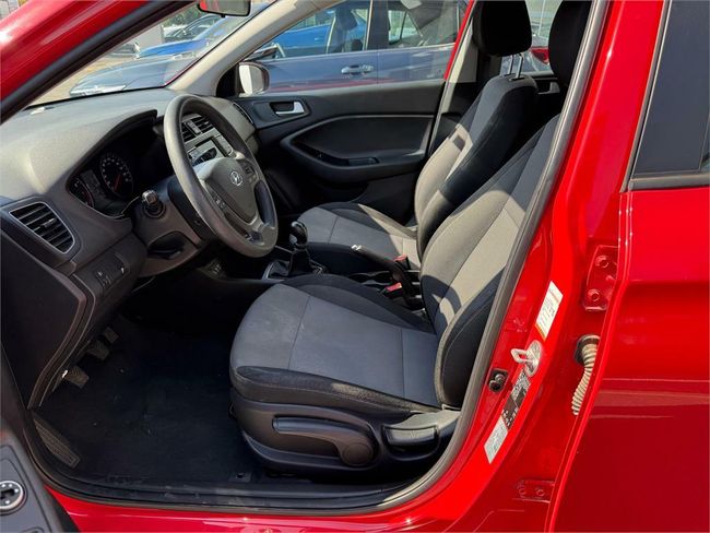 Hyundai i20 1.2 MPI 62kW (85CV) Essence  - Foto 15