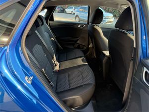 Kia Ceed 1.0 T-GDi 74kW (100CV) Concept  - Foto 37