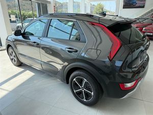 Kia Niro 1.6 GDi HEV 95kW (129CV) Concept  - Foto 11