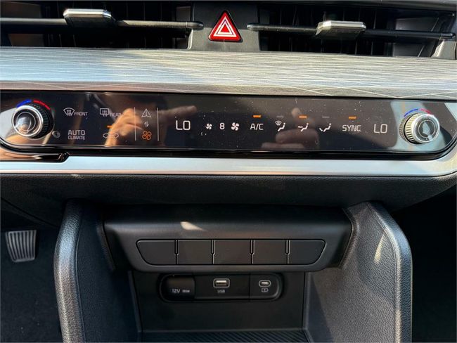Kia Sportage 1.6 T-GDi MHEV 118kW (160CV) Drive 17