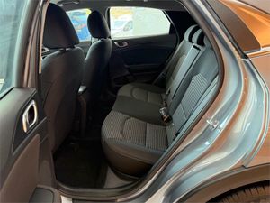 Kia XCeed 1.0 T-GDi Drive 74kW (100CV)  - Foto 29