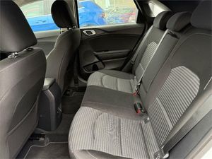Kia Ceed 1.0 T-GDi 74kW (100CV) Drive  - Foto 23