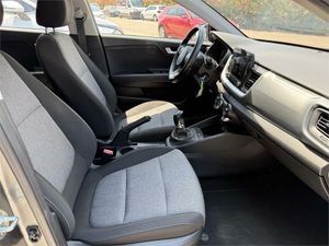 Kia Stonic 1.0 T-GDi 74kW (100CV) MHEV MT Concept  - Foto 27