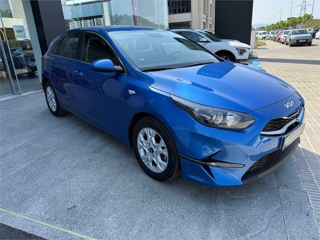 Kia Ceed 1.0 T-GDi 88kW (120CV) Drive  - Foto 4
