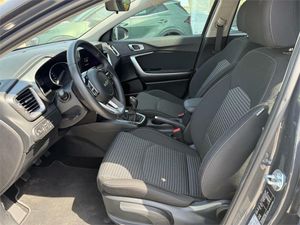 Kia XCeed 1.0 T-GDi Drive 74kW (100CV)  - Foto 23
