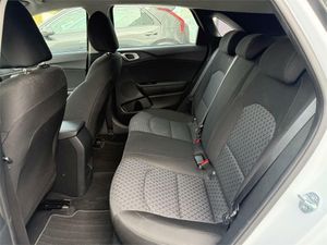 Kia Ceed 1.0 T-GDi 74kW (100CV) Concept  - Foto 29