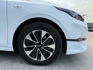 Kia Ceed 1.0 T-GDi 74kW (100CV) Concept  - Foto 15