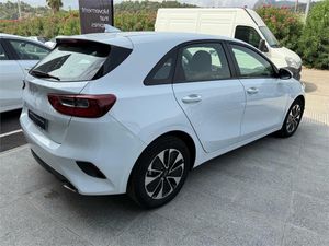 Kia Ceed 1.0 T-GDi 74kW (100CV) Concept  - Foto 7