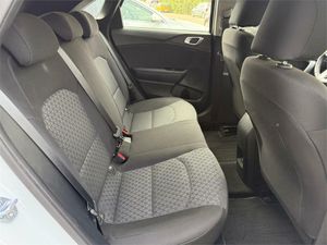 Kia Ceed 1.0 T-GDi 74kW (100CV) Concept  - Foto 33