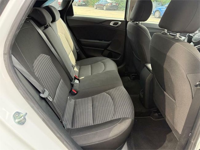 Kia Ceed 1.0 T-GDi 88kW (120CV) Drive  - Foto 16
