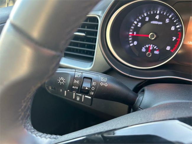 Kia Ceed 1.0 T-GDi 88kW (120CV) Drive  - Foto 11