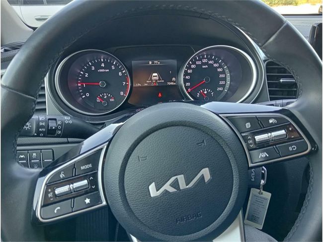 Kia Ceed 1.0 T-GDi 88kW (120CV) Drive  - Foto 12