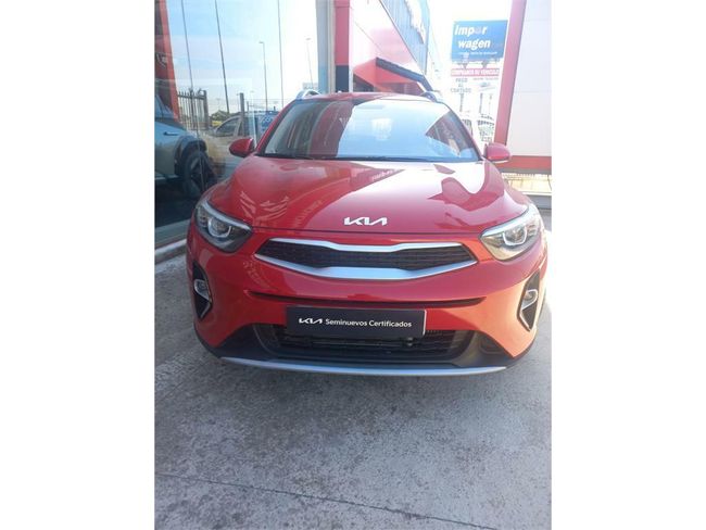 Kia Stonic 1.0 T-GDi 74kW (100CV) MHEV MT Concept  - Foto 3