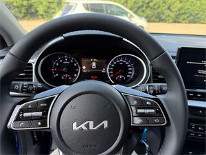 Kia XCeed 1.0 T-GDi Drive 74kW (100CV)  - Foto 17
