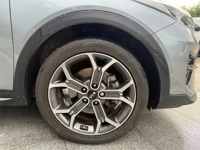 Kia XCeed 1.6 MHEV Emotion 100kW (136CV) DCT  - Foto 9